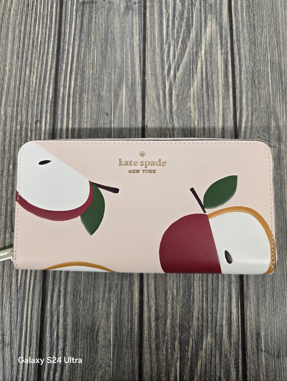 NEW Kate Spade HONEYCRISP RED APPLE CONTINENTAL WALLET